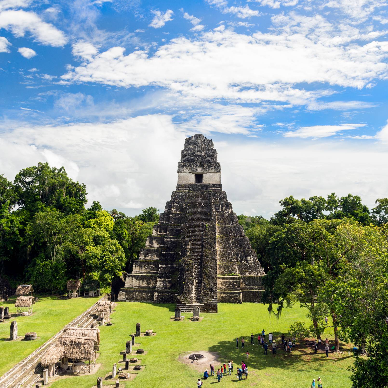 TEMPLO IV - TEMPLO DE LA SERPIENTE BICÉFALA (musée / générique - TIKAL / Guatemala)