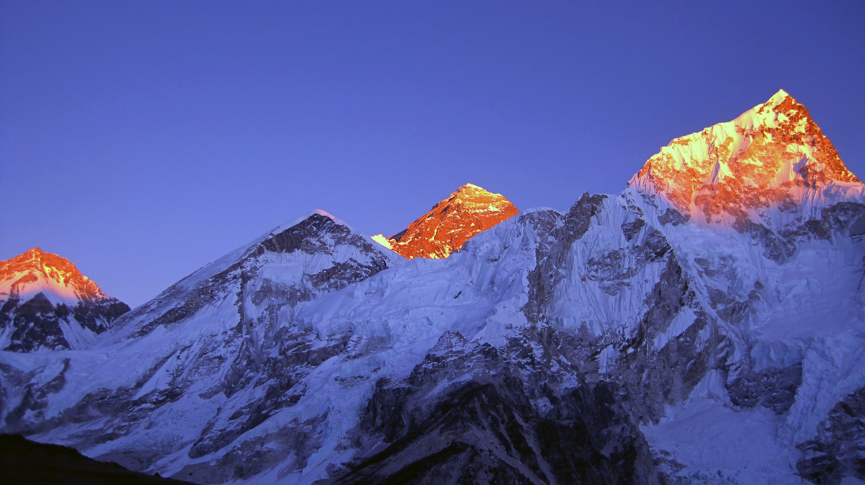 Jour12 : Gorek Shep à Kala Patthar (5545 m) à Pheriche (4280 m)