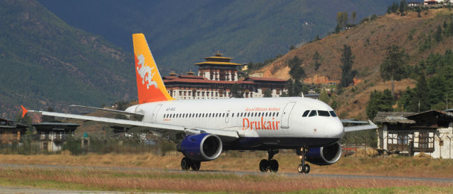 Jour1 : Arrivée à Paro et Paro-Thimphu (Distance : 54 km, temps de trajet estimé : 1 heure)