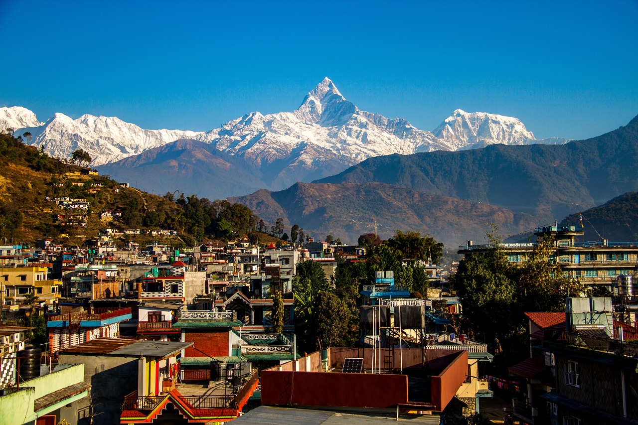 Jour10 : Pokhara - Katmandou (220 km - 7-8 heures de route)