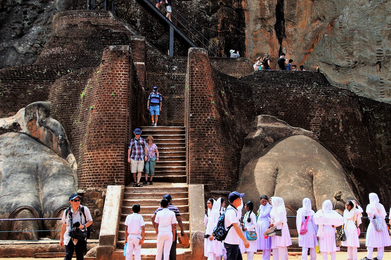 Jour9 : Sigiriya  -  Minneriya  - Sigiriya